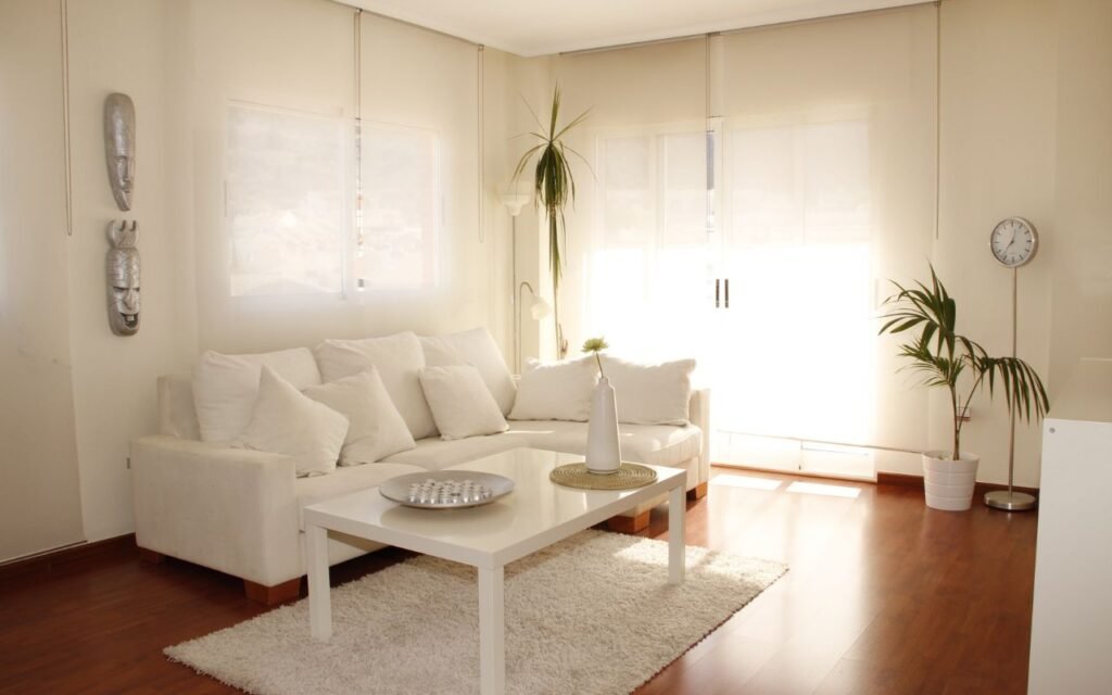 A decoração da casa pode melhorar bastante com algumas dicas simples e práticas; entenda como funciona os 5 passos adequados.