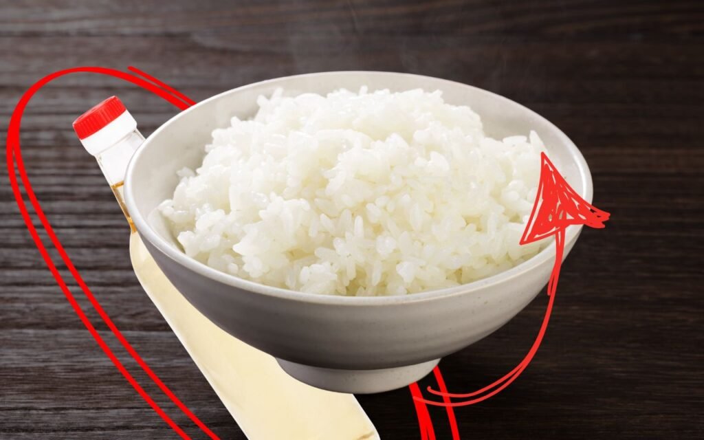 Aprenda o segredo dos chefes de restaurantes para deixar o arroz caseiro soltinho, sem grandes experiências caras e complexas.