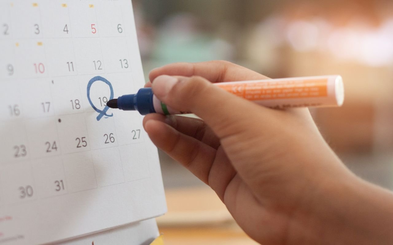 Veja quais são os próximos feriados para você aproveitar o mês de agosto deste ano em casa para relaxar.