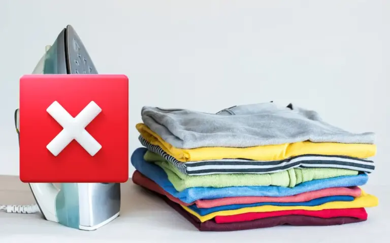 Veja como economizar seu tempo e parar de perder seu dia passando as roupas amassadas. Tem um jeito bem mais fácil de andar por aí sem esse problema.