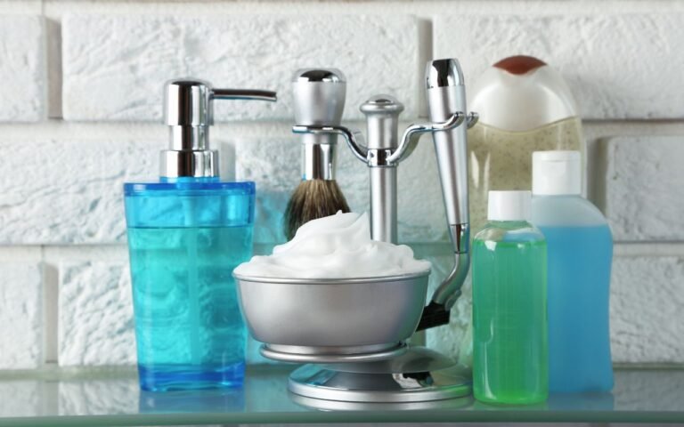 Pensando em como agradar seu pai na data mais esperada do ano para ela? Então vale a pena aprender a montar o kit de barba especial.