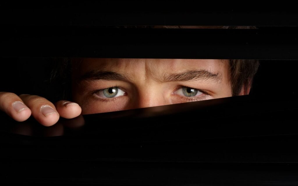 Confira qual é o item baratinho, que vem da China, e que pode ajudar você a saber se tem pessoas invadindo sua casa hoje mesmo.