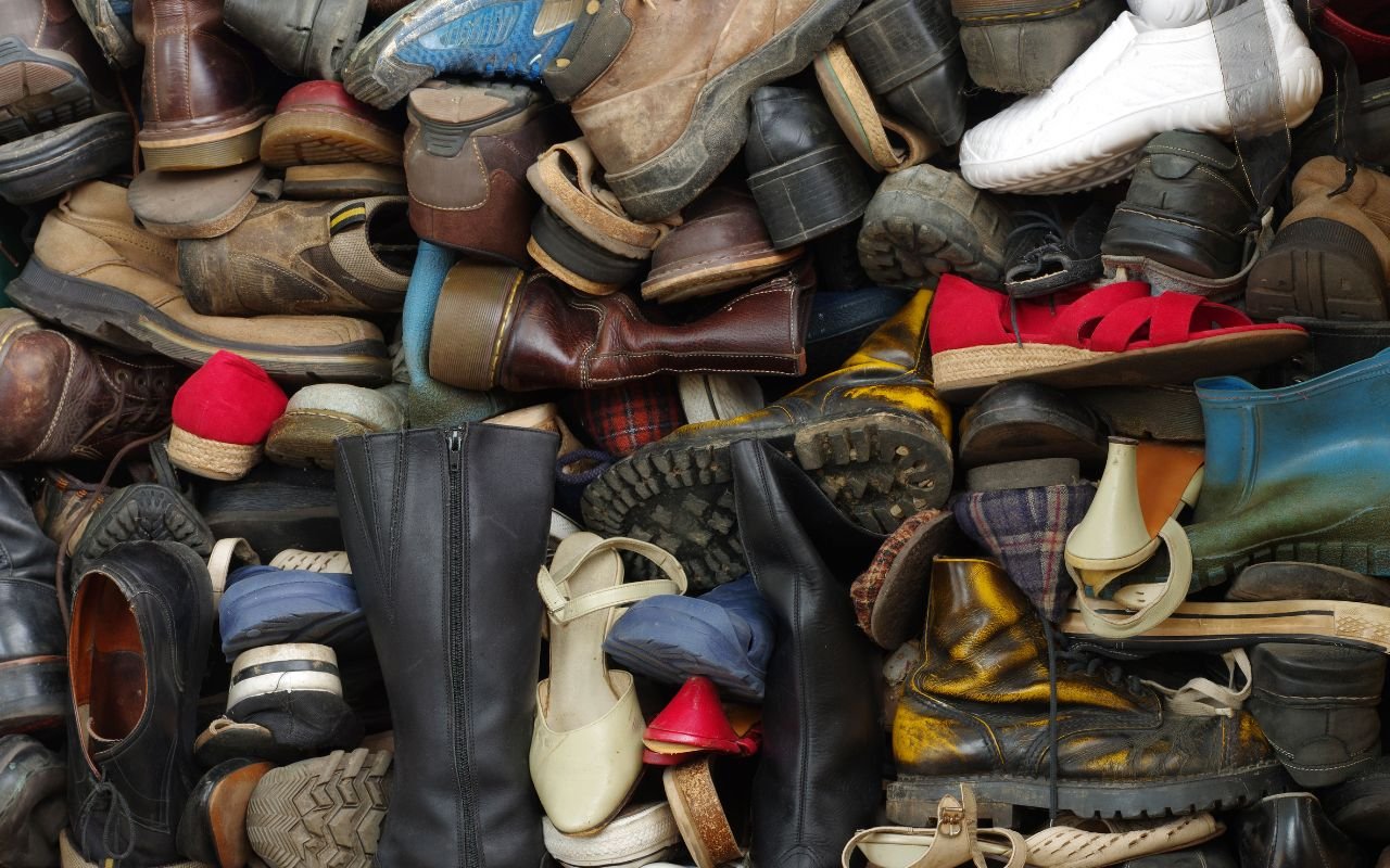 Esse sapato conquistou muitos corações no passado, se tornou brega, mas agora está de volta e veio com bastante força.